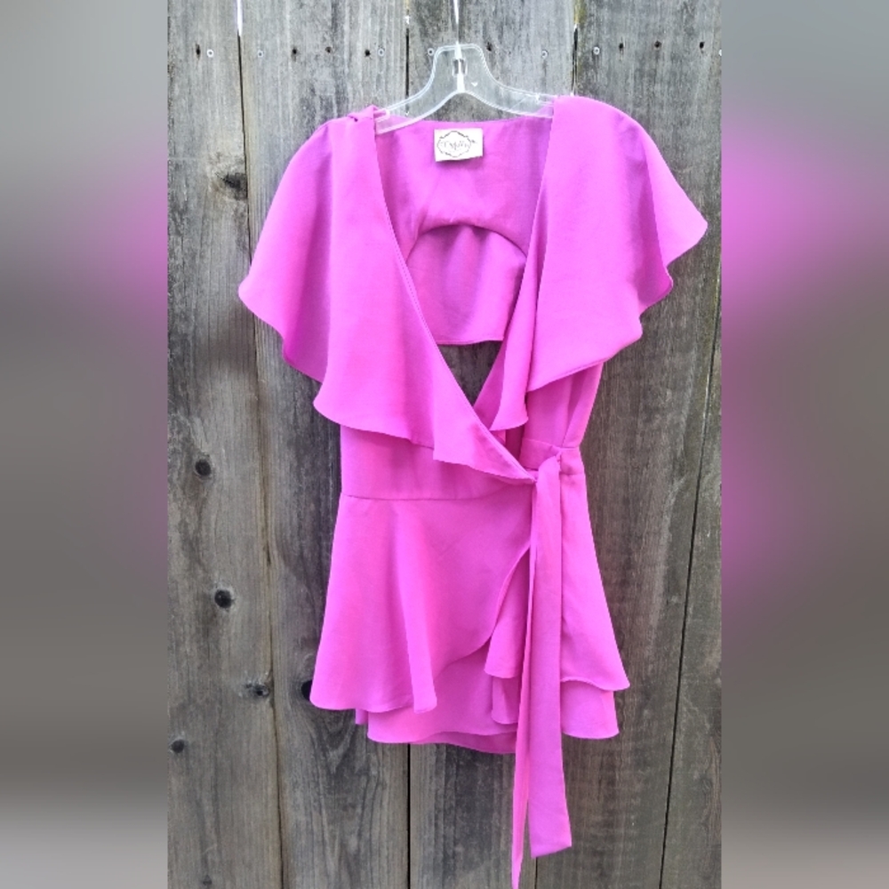 Deja Vu wrap romper (L)